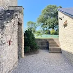 La Clairiere Maison Spacieuse Rénovée Joliment Décorée Confort 12 P 2 Sdb 2 Wc Grand Jardin Clos, Belle Terrasse Aménagée, Parking Privatif, Ping Pong Baby Foot Proche Omaha Et Bayeux, Chiens Bienvenus Сasa de vacaciones *