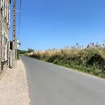Сasa de vacaciones La Clairiere Maison Spacieuse Rénovée Joliment Décorée Confort 12 P 2 Sdb 2 Wc Grand Jardin Clos, Belle Terrasse Aménagée, Parking Privatif, Ping Pong Baby Foot Proche Omaha Et Bayeux, Chiens Bienvenus Crouay