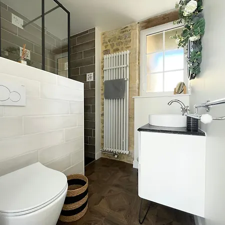 La Clairiere Maison Spacieuse Renovee Joliment Decoree Confort 12 P 2 Sdb 2 Wc Grand Jardin Clos, Belle Terrasse Amenagee, Parking Privatif, Ping Pong Baby Foot Proche Omaha Et Bayeux, Chiens Bienvenus بيت للعطل Crouay