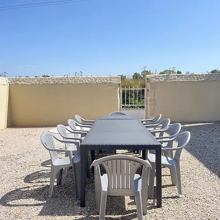 La Clairiere Maison Spacieuse Rénovée Joliment Décorée Confort 12 P 2 Sdb 2 Wc Grand Jardin Clos, Belle Terrasse Aménagée, Parking Privatif, Ping Pong Baby Foot Proche Omaha Et Bayeux, Chiens Bienvenus *