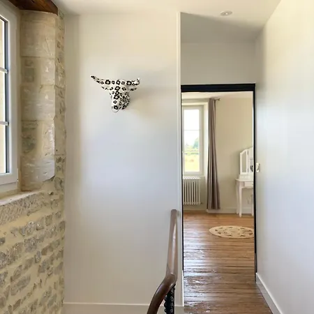 La Clairiere Maison Spacieuse Renovee Joliment Decoree Confort 12 P 2 Sdb 2 Wc Grand Jardin Clos, Belle Terrasse Amenagee, Parking Privatif, Ping Pong Baby Foot Proche Omaha Et Bayeux Holiday home *