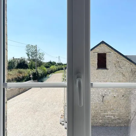 La Clairiere Maison Spacieuse Renovee Joliment Decoree Confort 12 P 2 Sdb 2 Wc Grand Jardin Clos, Belle Terrasse Amenagee, Parking Privatif, Ping Pong Baby Foot Proche Omaha Et Bayeux, Chiens Bienvenus Crouay