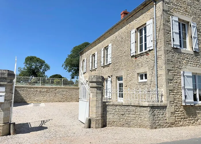 La Clairiere Maison Spacieuse Renovee Joliment Decoree Confort 12 P 2 Sdb 2 Wc Grand Jardin Clos, Belle Terrasse Amenagee, Parking Privatif, Ping Pong Baby Foot Proche Omaha Et Bayeux, Chiens Bienvenus Σπίτι διακοπών Crouay